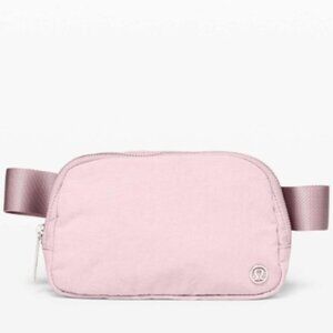 Lululemon Everywhere Belt Bag Smoky Blush